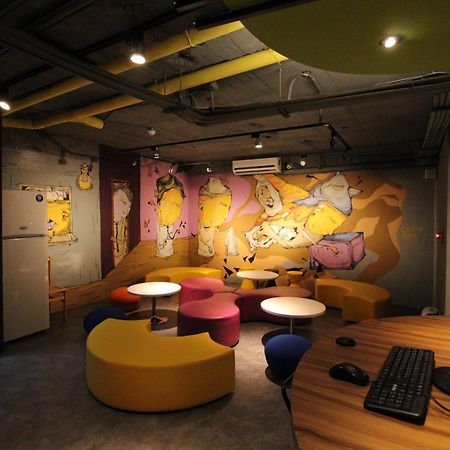 Backpackers Hostel - Ximen Tchaj-pej Exteriér fotografie