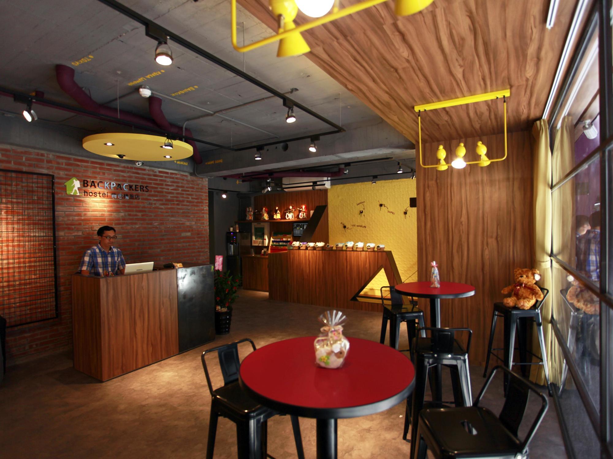 Backpackers Hostel - Ximen Tchaj-pej Exteriér fotografie